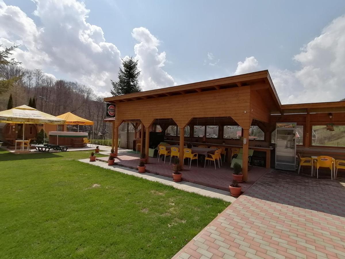Pensiunea Colt Alb Băile Homorod エクステリア 写真