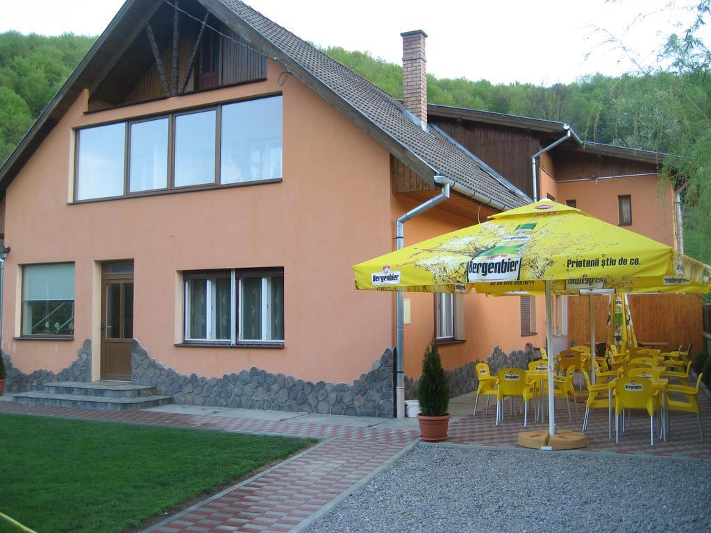 Pensiunea Colt Alb Băile Homorod エクステリア 写真