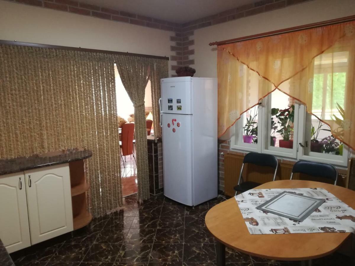 Pensiunea Colt Alb Băile Homorod エクステリア 写真