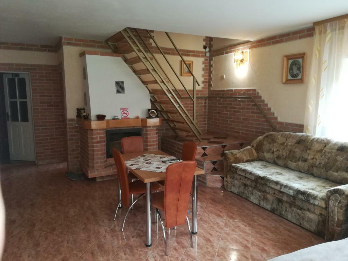 Pensiunea Colt Alb Băile Homorod エクステリア 写真