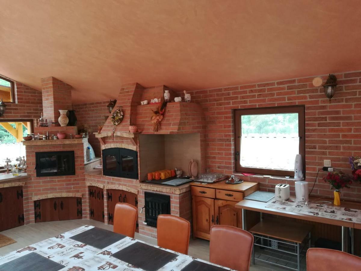 Pensiunea Colt Alb Băile Homorod エクステリア 写真